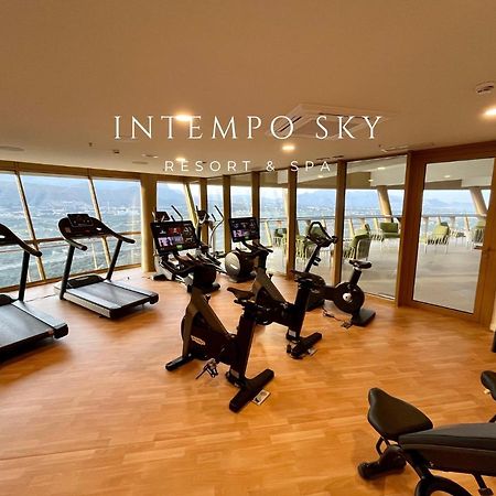 Intempo Sky Resort & Spa Benidorm Exterior photo