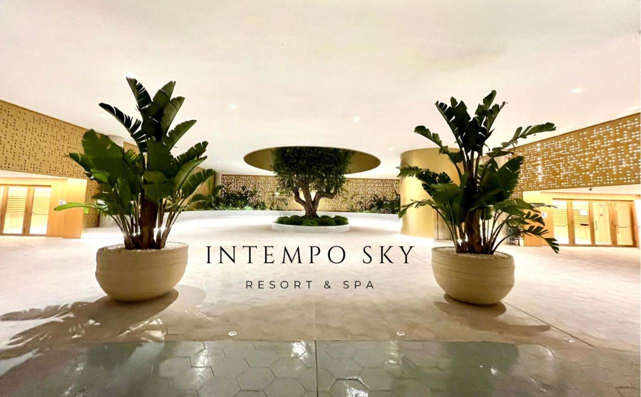 Intempo Sky Resort & Spa Benidorm Exterior photo