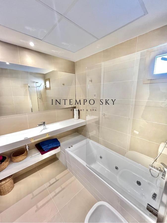 Intempo Sky Resort & Spa Benidorm Exterior photo